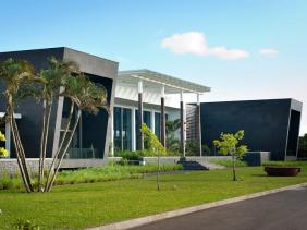 Le groupe ENL annonce une hausse de 21% des profits opérationnels. Le groupe ENL annonce une hausse de 21% des profits opérationnels.